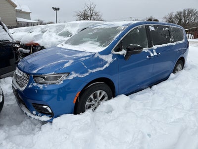 2026 Chrysler Pacifica Limited AWD