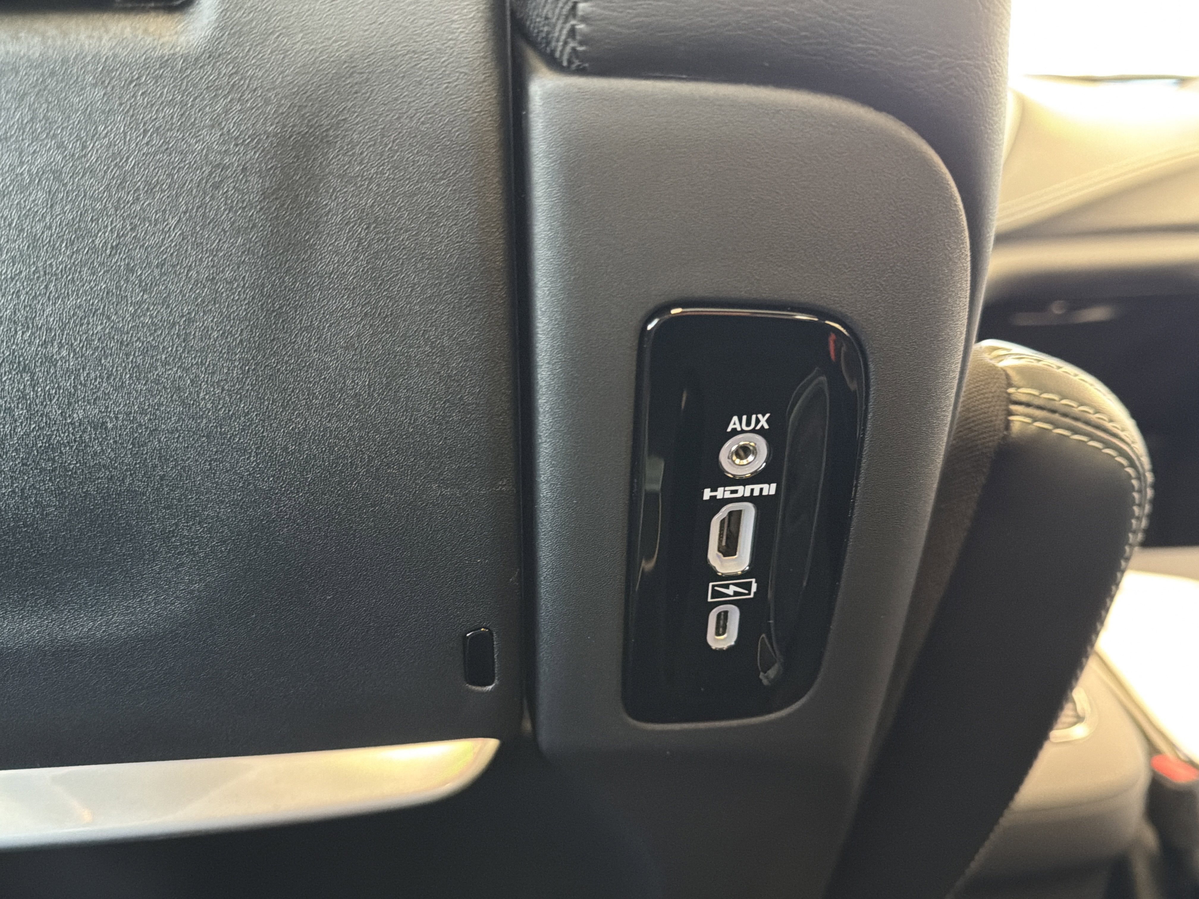 2026 Chrysler Pacifica Limited AWD