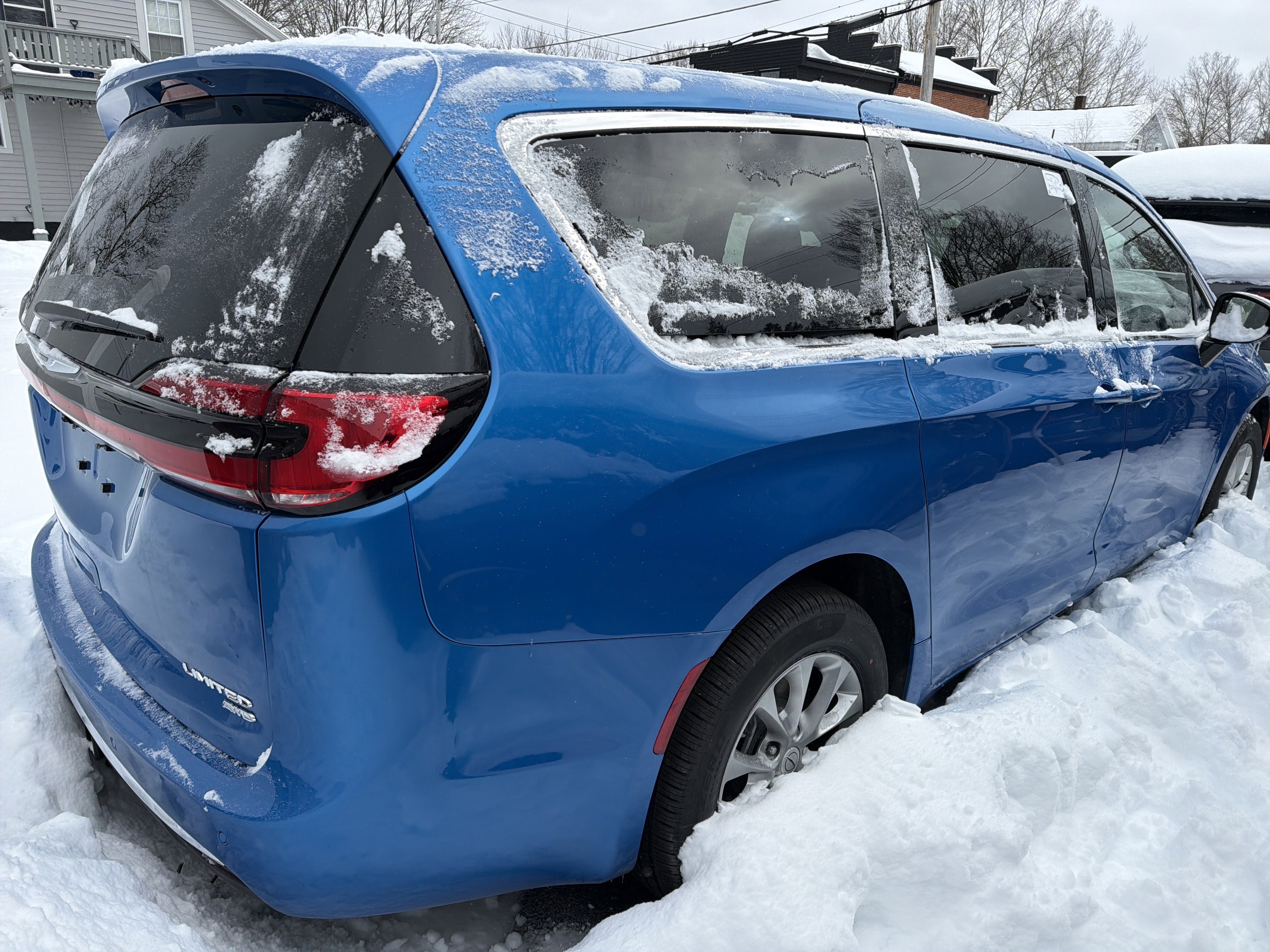 2026 Chrysler Pacifica Limited AWD
