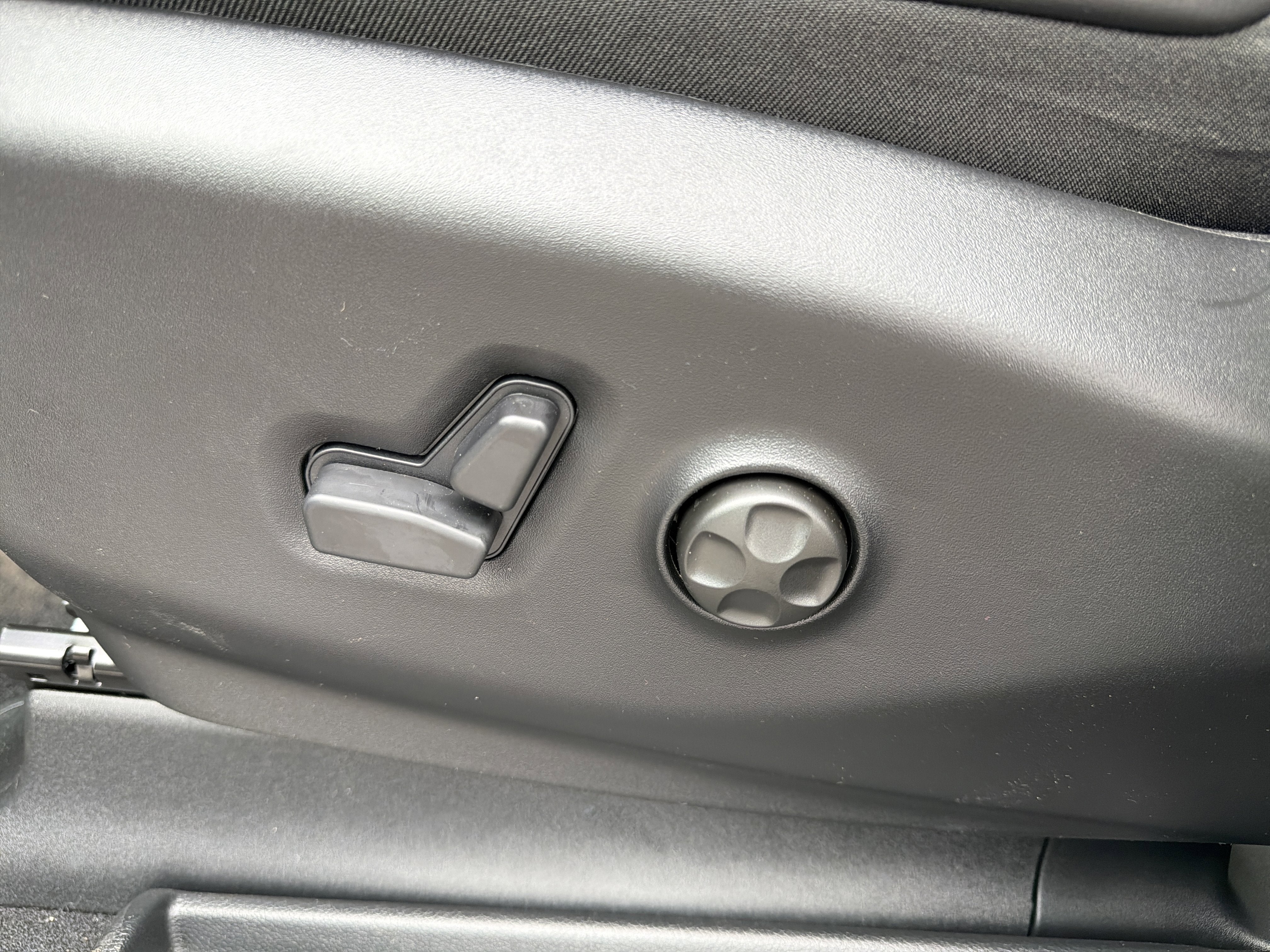 2026 Chrysler Pacifica Limited AWD