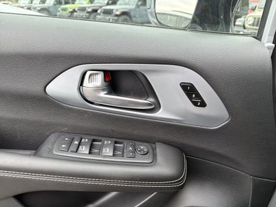 2026 Chrysler Pacifica Limited AWD