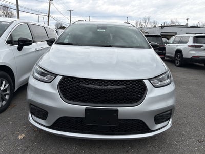 2026 Chrysler Pacifica Limited AWD