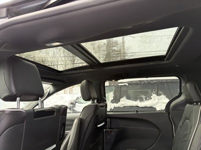 2026 Chrysler Pacifica Limited AWD