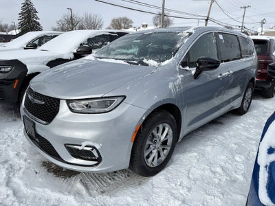 2026 Chrysler Pacifica Limited AWD
