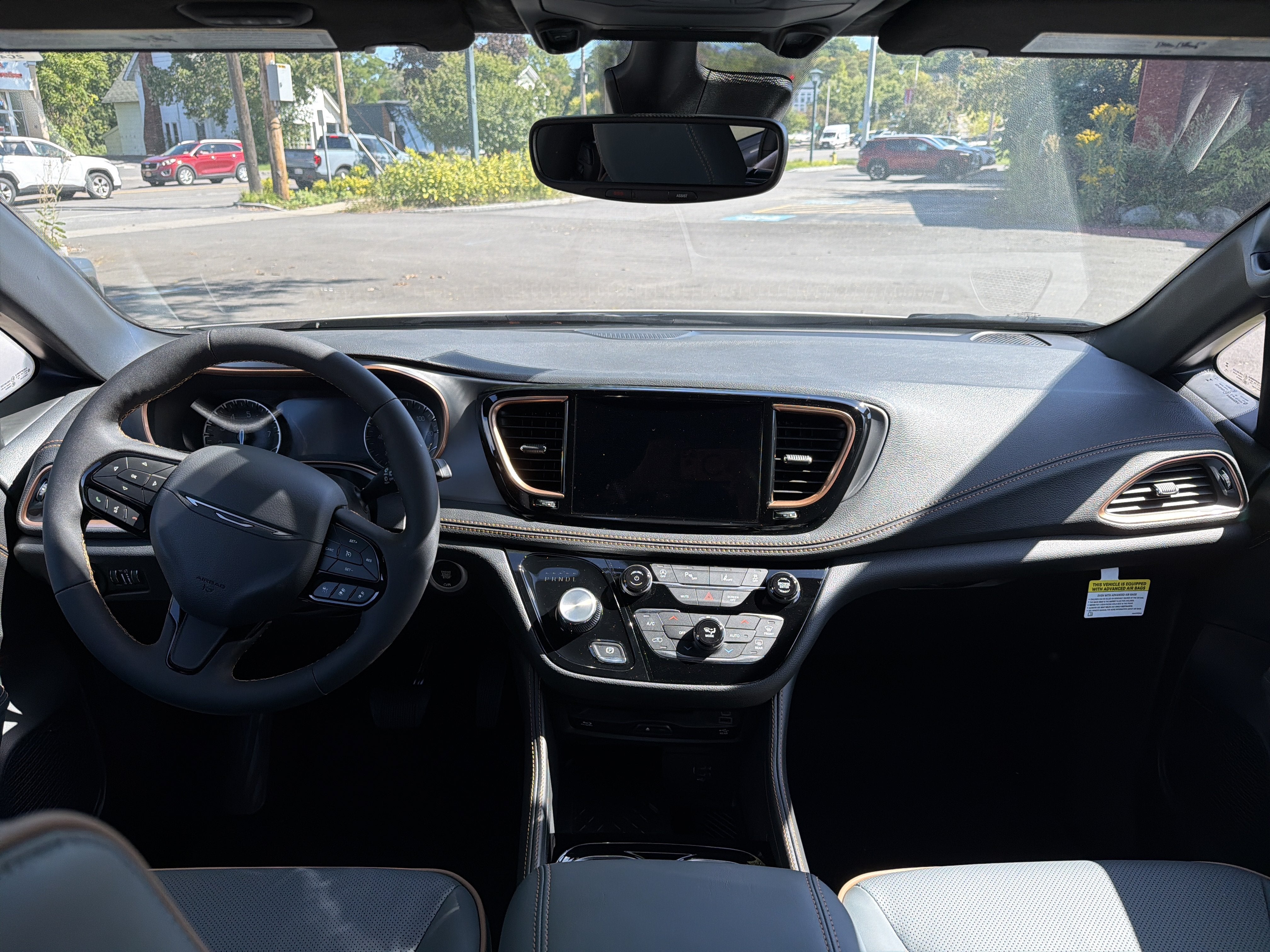 2027 Chrysler Pacifica Pinnacle AWD