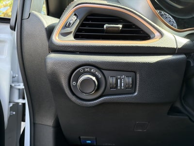 2027 Chrysler Pacifica Pinnacle AWD