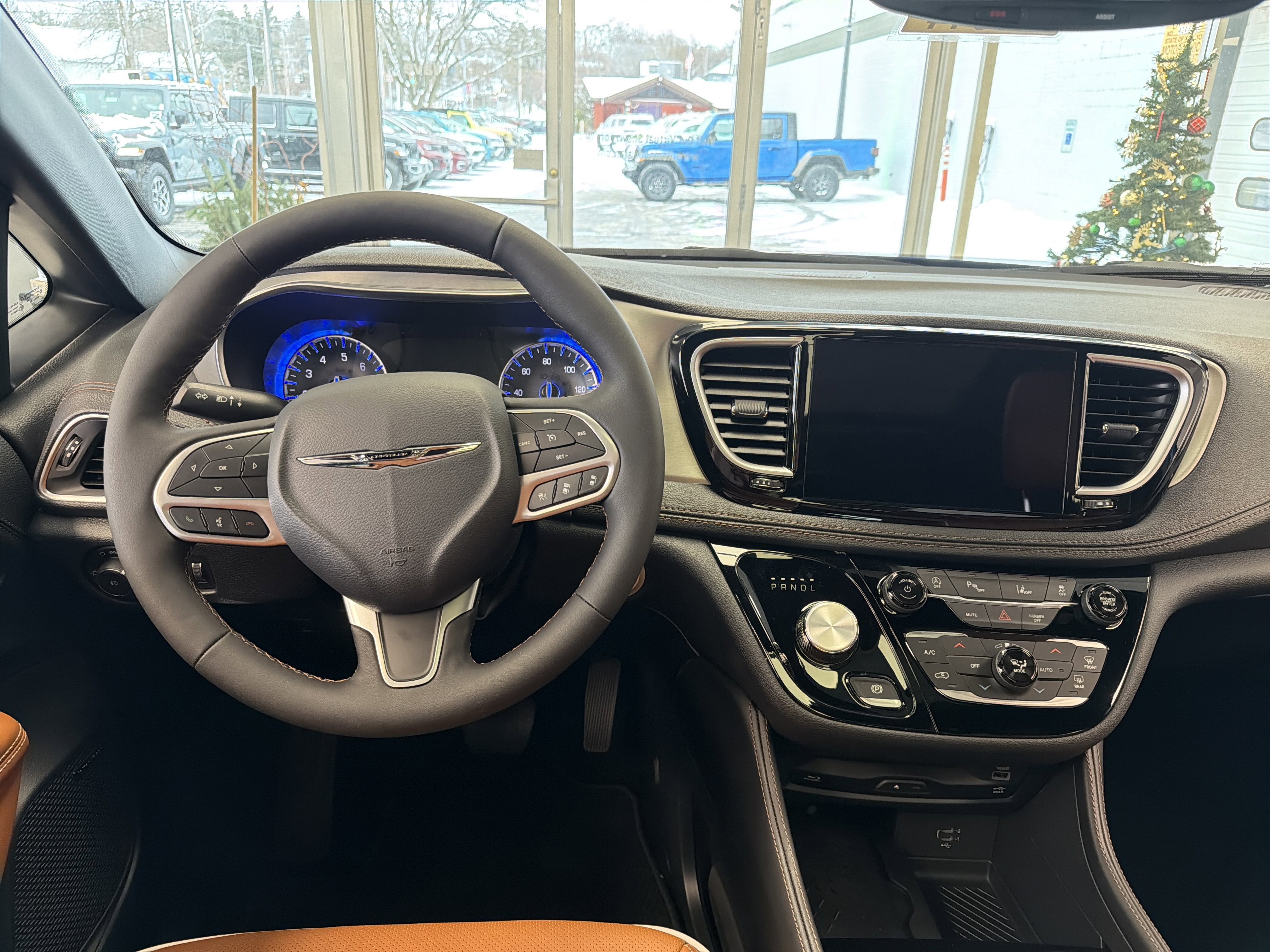 2026 Chrysler Pacifica Pinnacle AWD