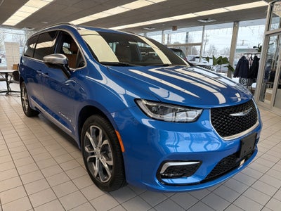 2026 Chrysler Pacifica Pinnacle AWD