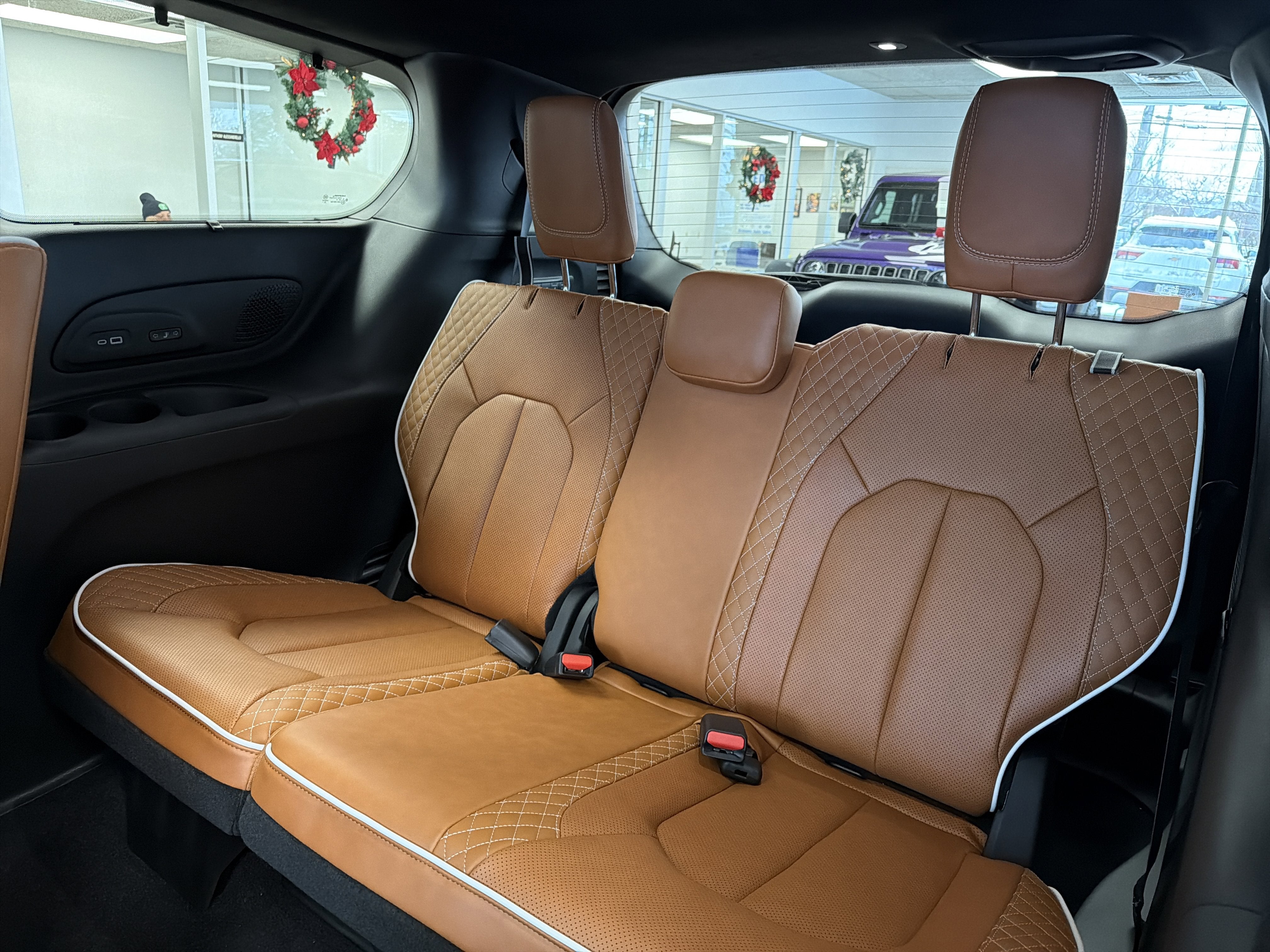 2026 Chrysler Pacifica Pinnacle AWD