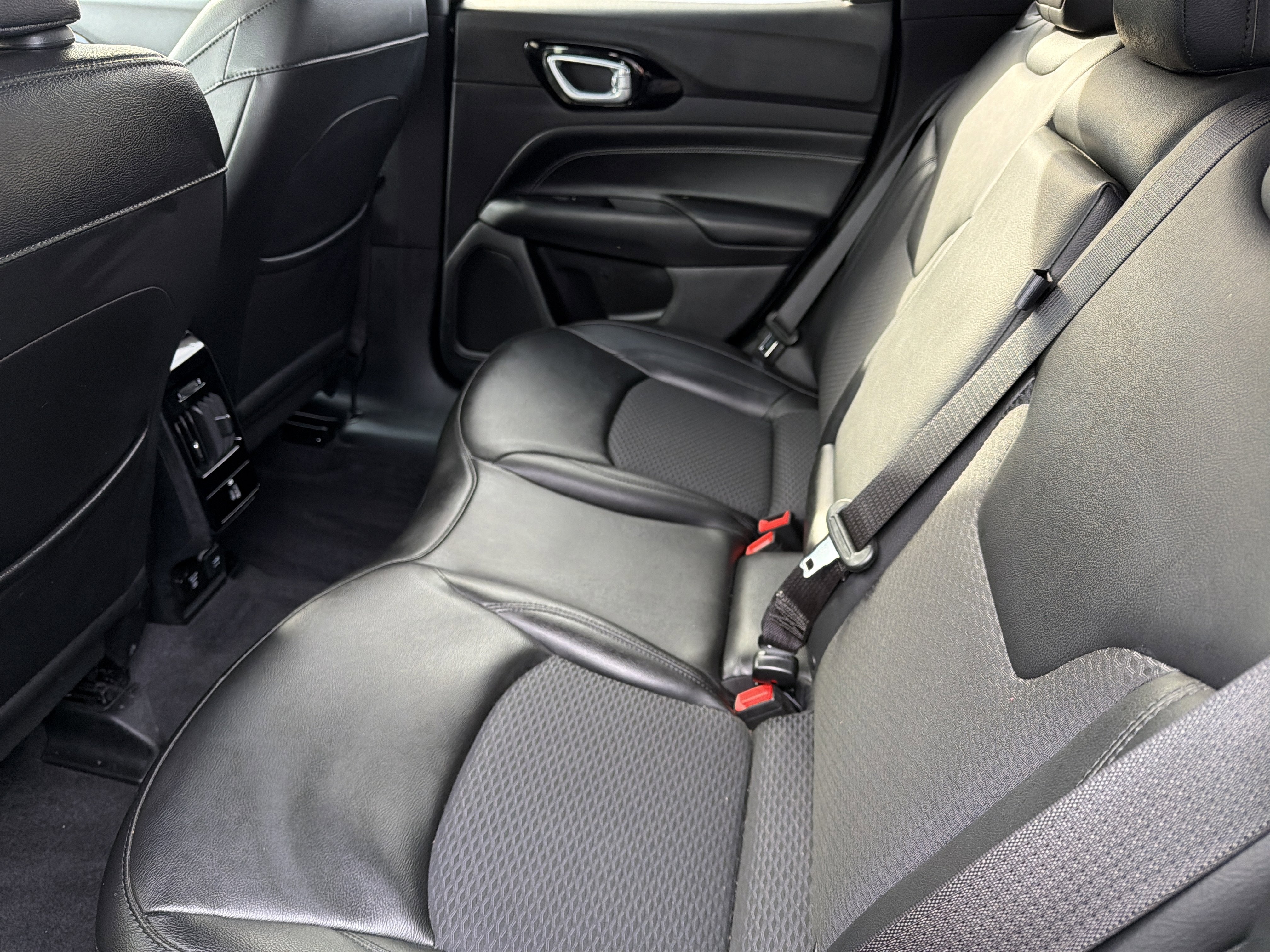 2022 Jeep Compass Altitude