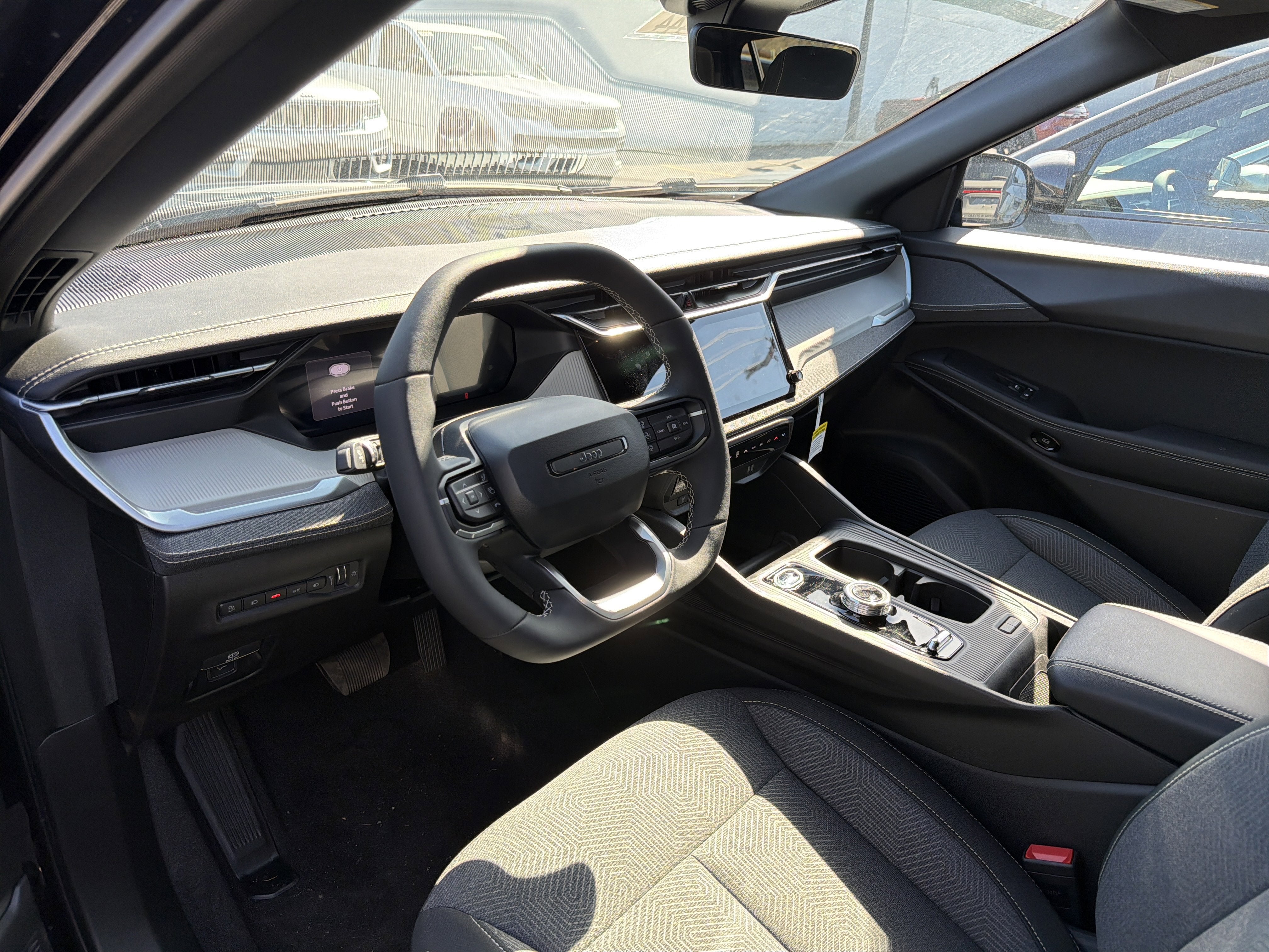 2026 Jeep Cherokee Laredo