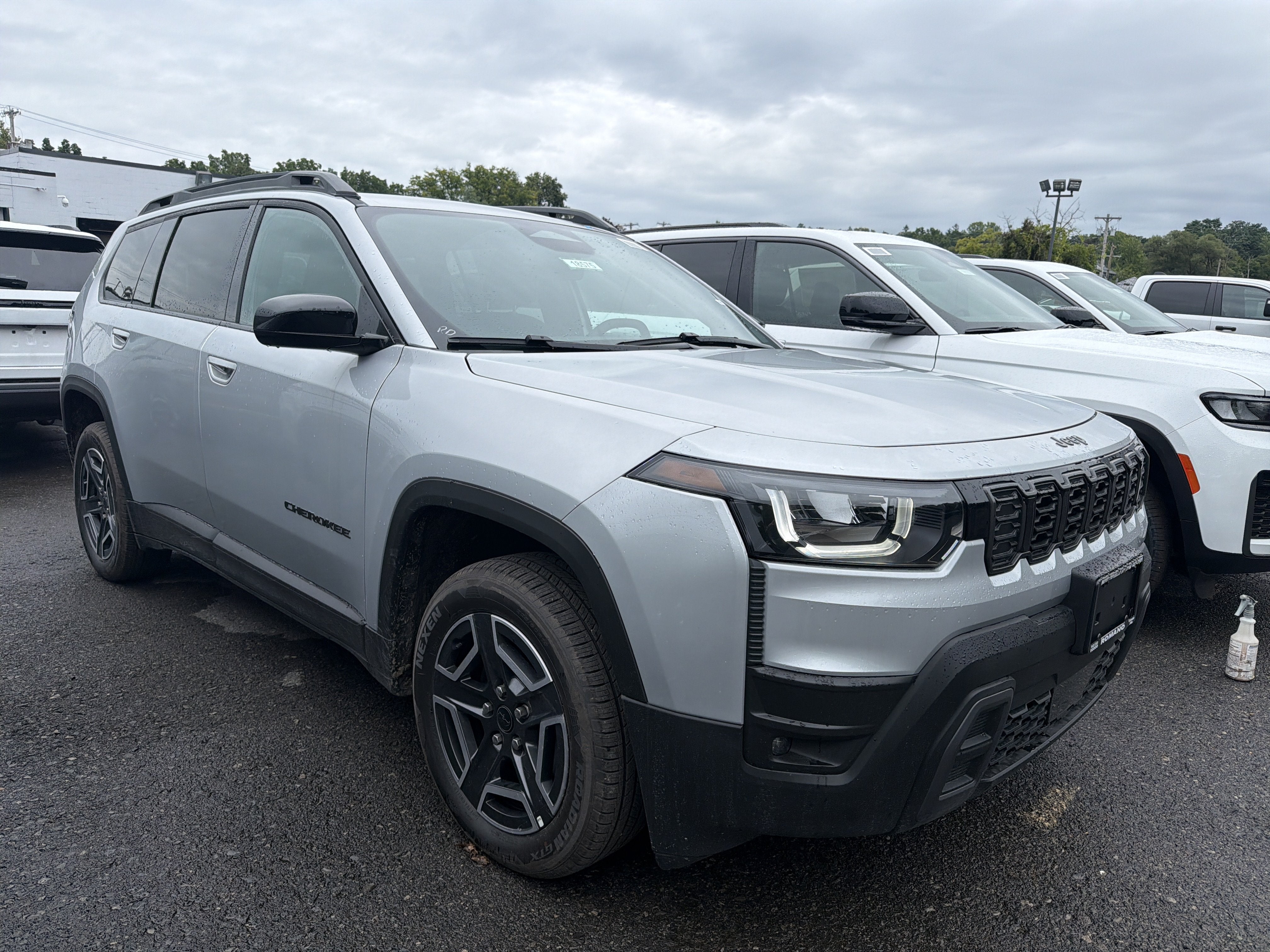 2026 Jeep Cherokee Laredo