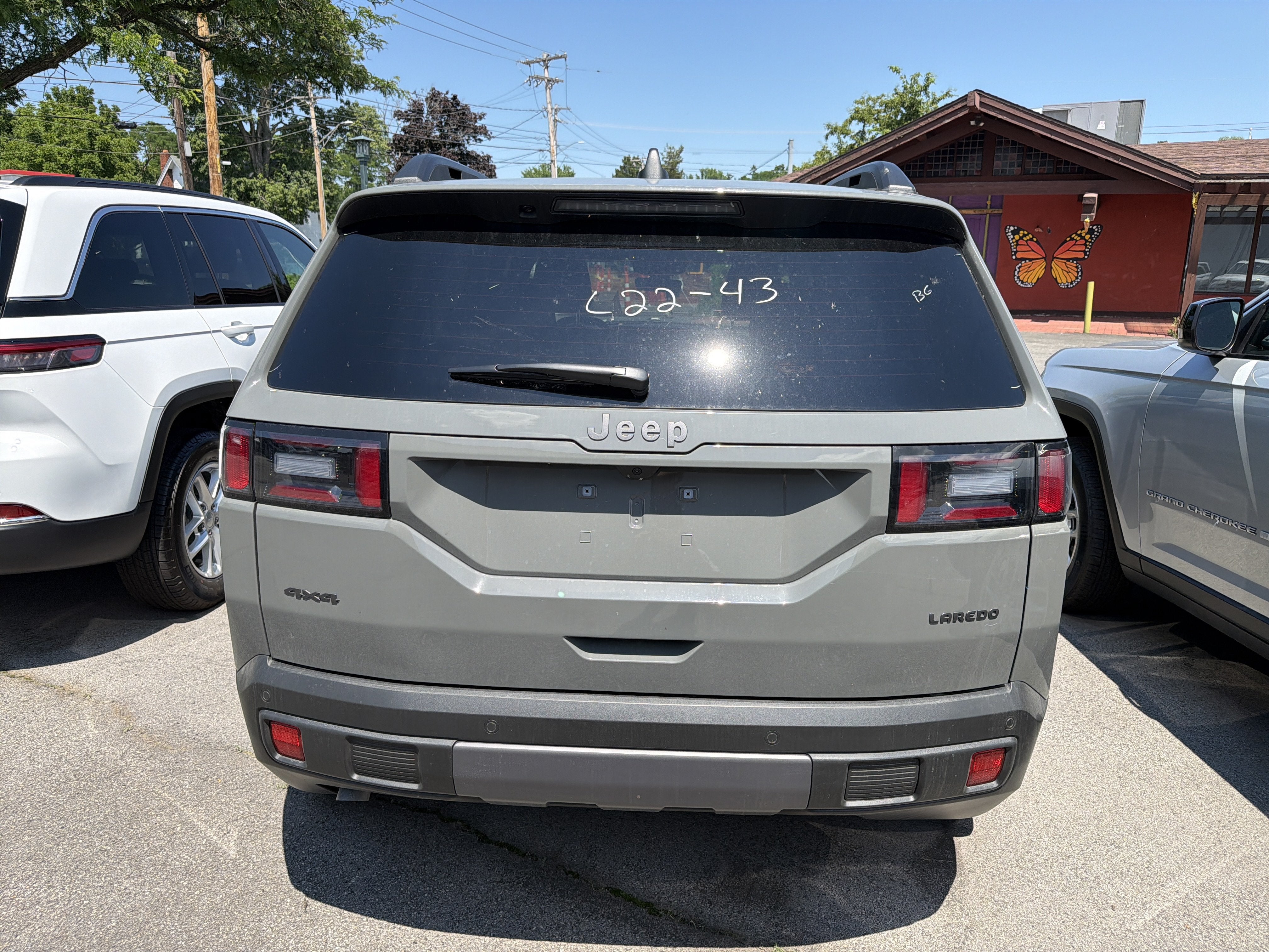 2026 Jeep Cherokee Laredo