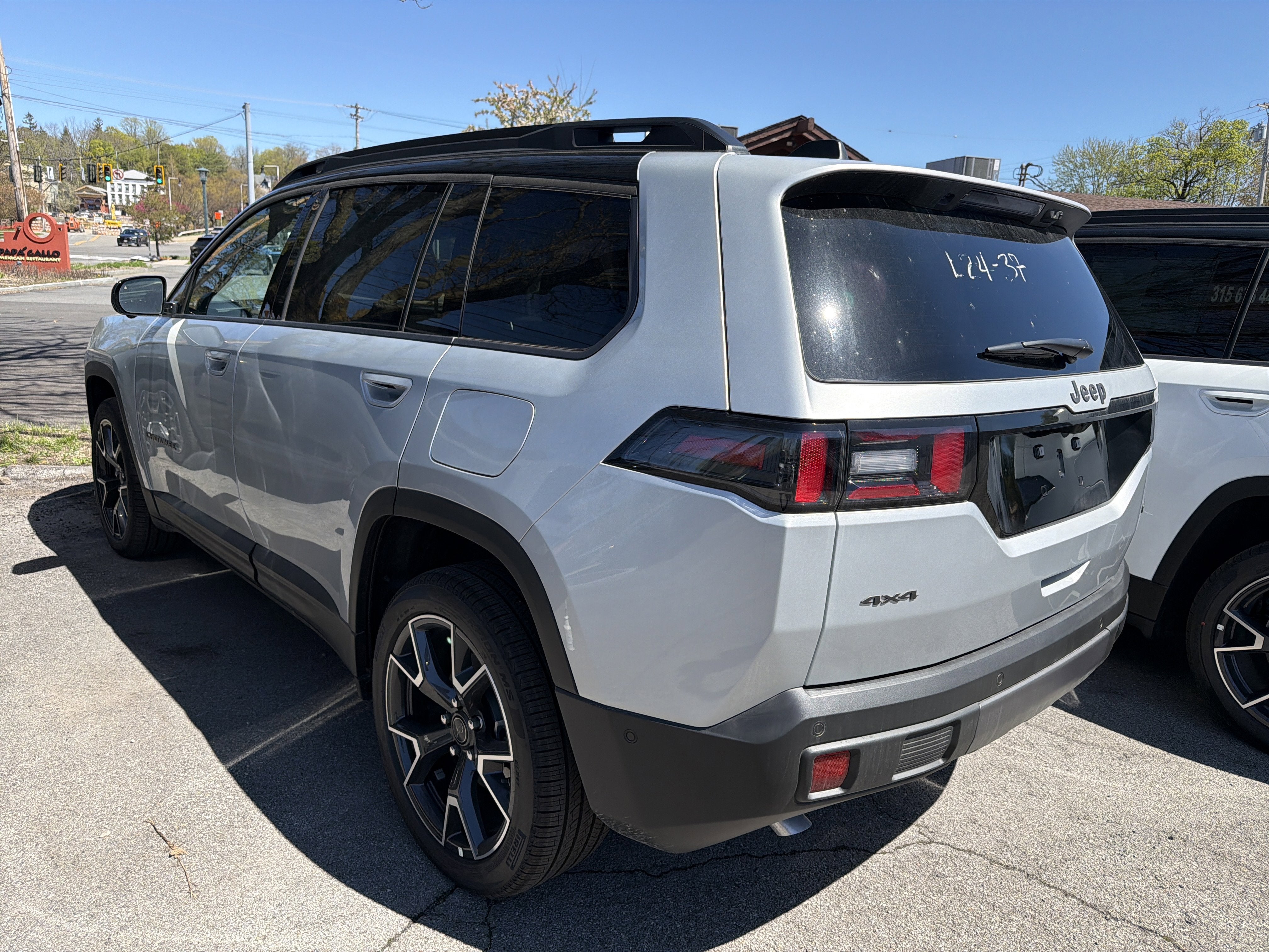 2026 Jeep Cherokee Overland