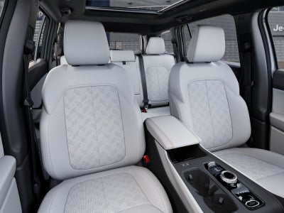 2027 Jeep Cherokee Overland