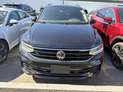 2024 Volkswagen Tiguan SE R-Line Black