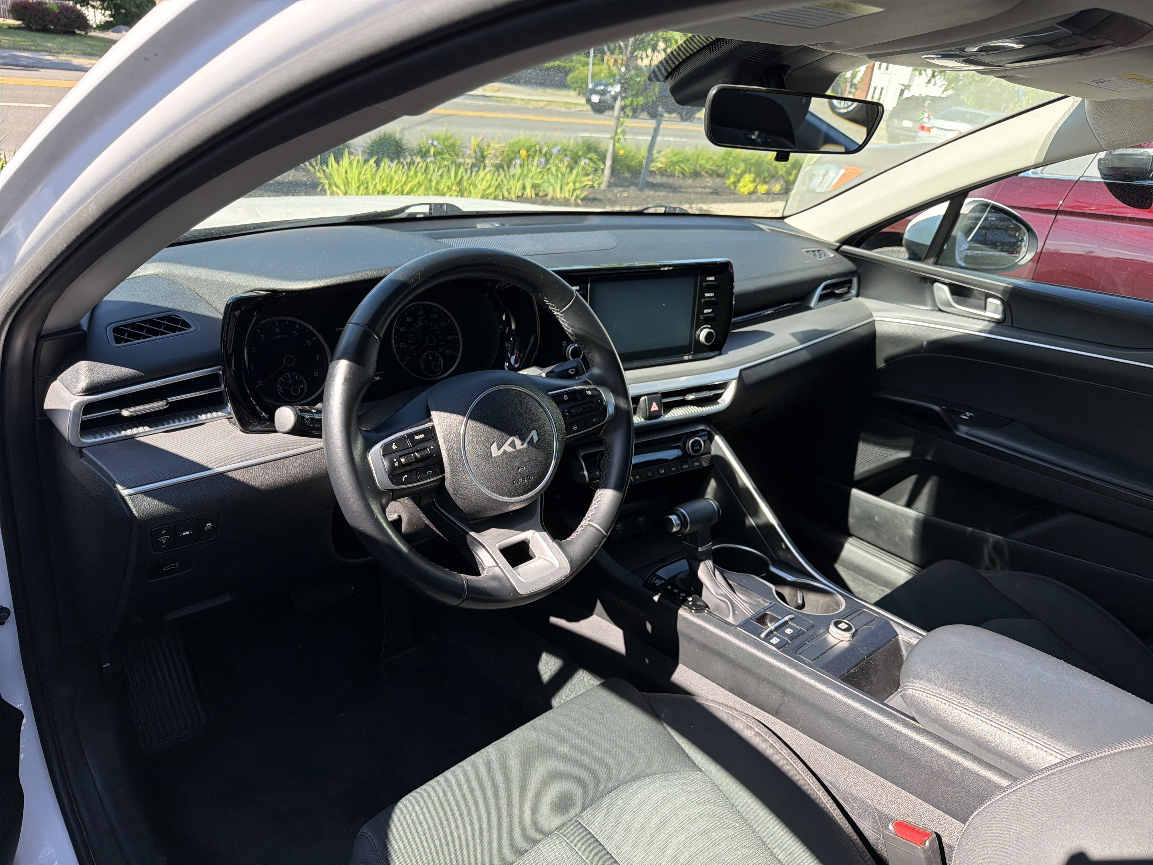 2022 Kia K5 LXS