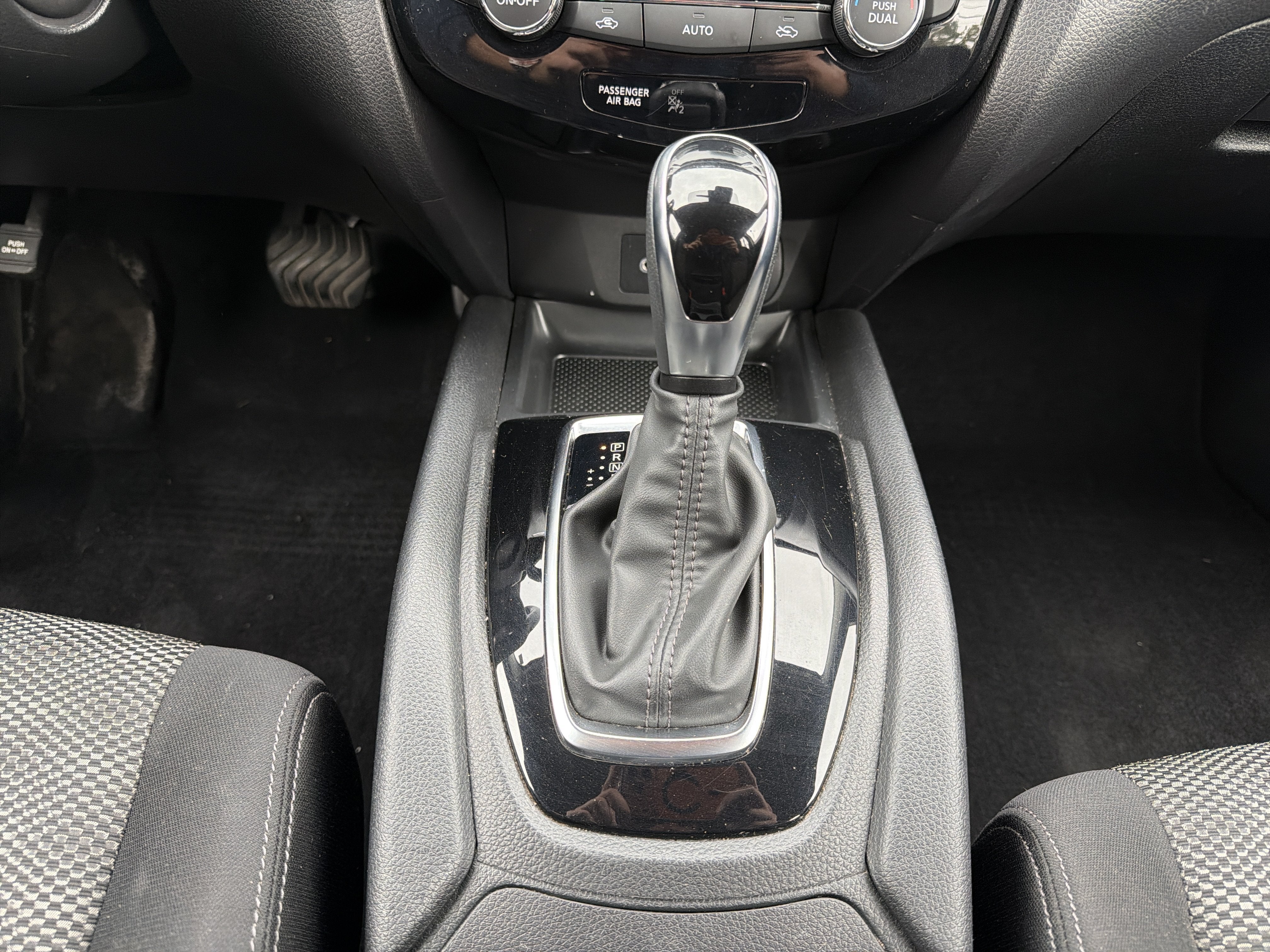 2019 Nissan Rogue Sport SV