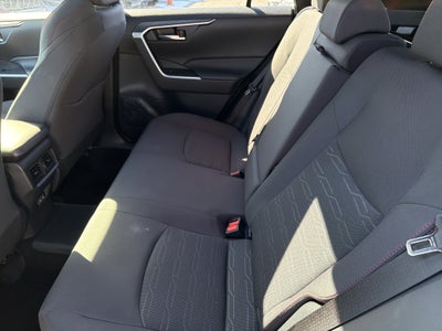 2024 Toyota RAV4 Prime SE