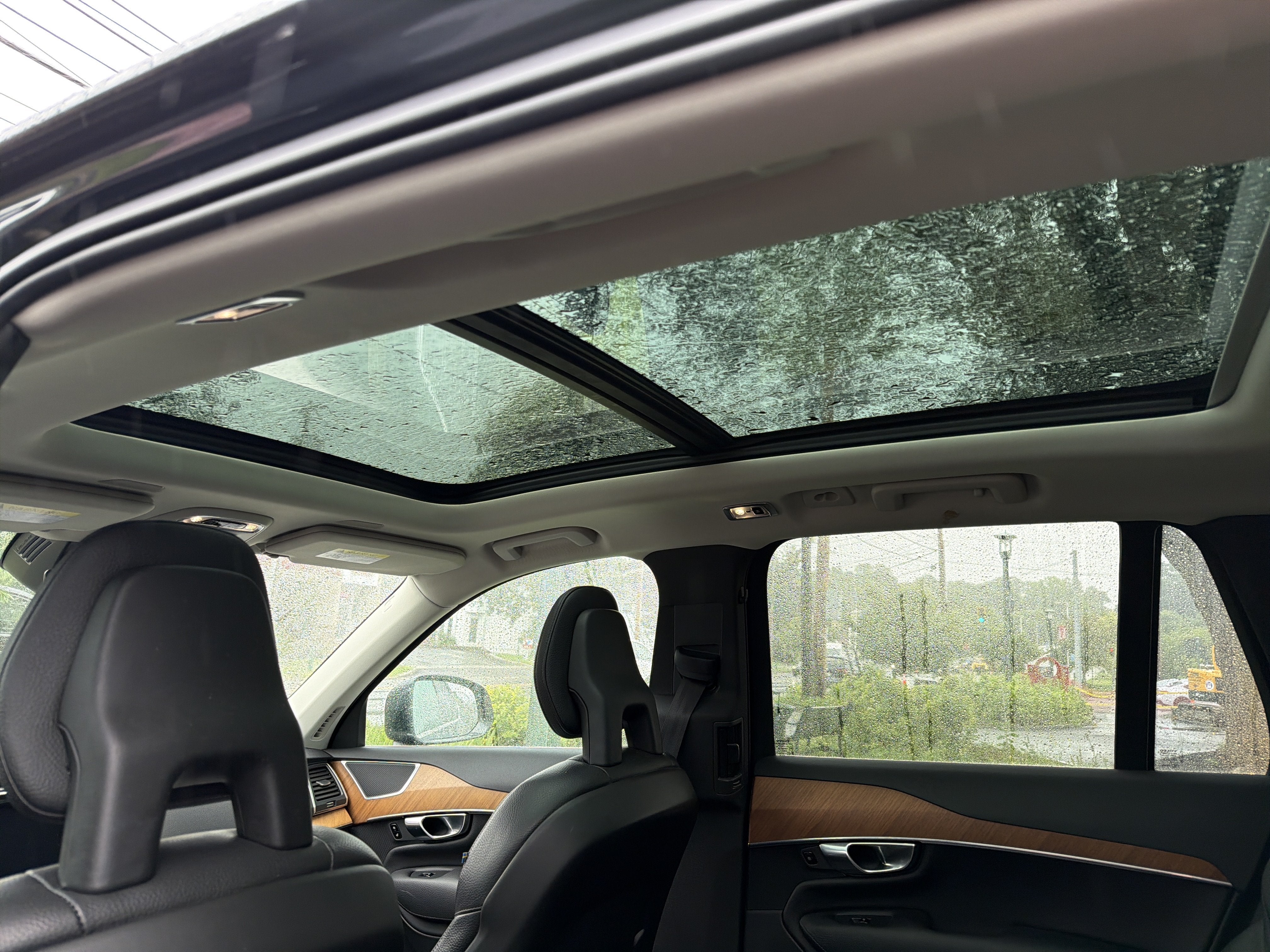 2021 Volvo XC90 Base
