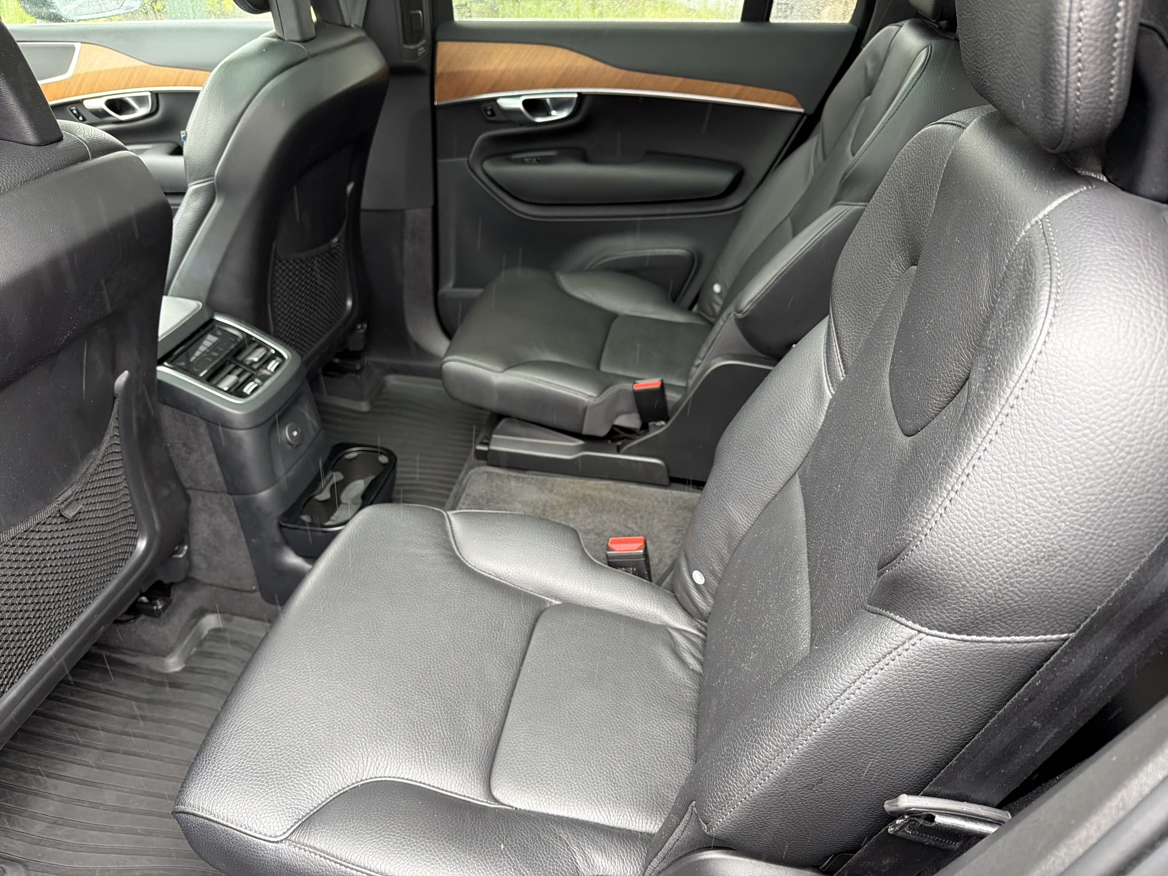 2021 Volvo XC90 Base