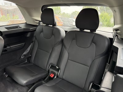 2021 Volvo XC90 Base