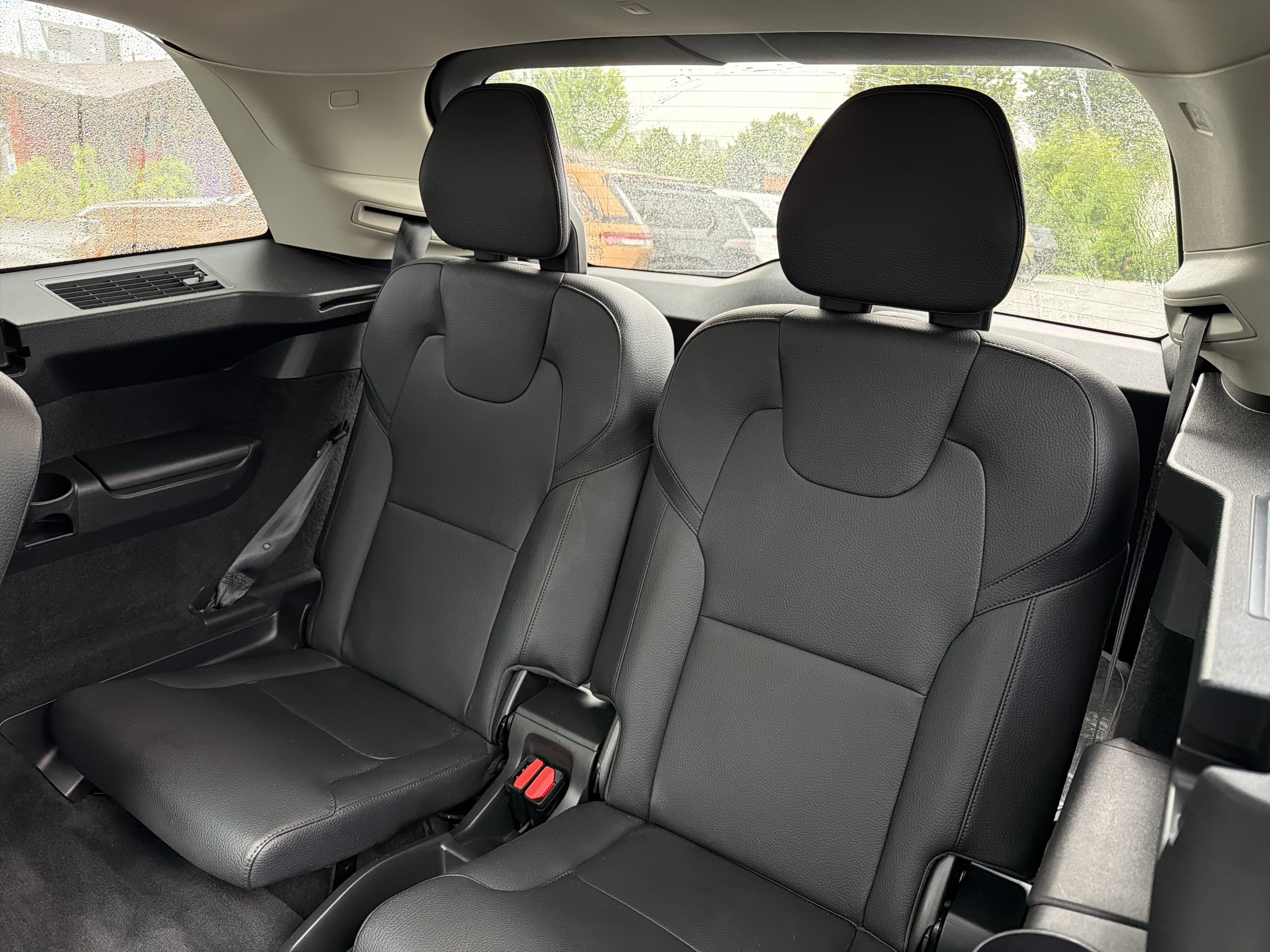 2021 Volvo XC90 Base