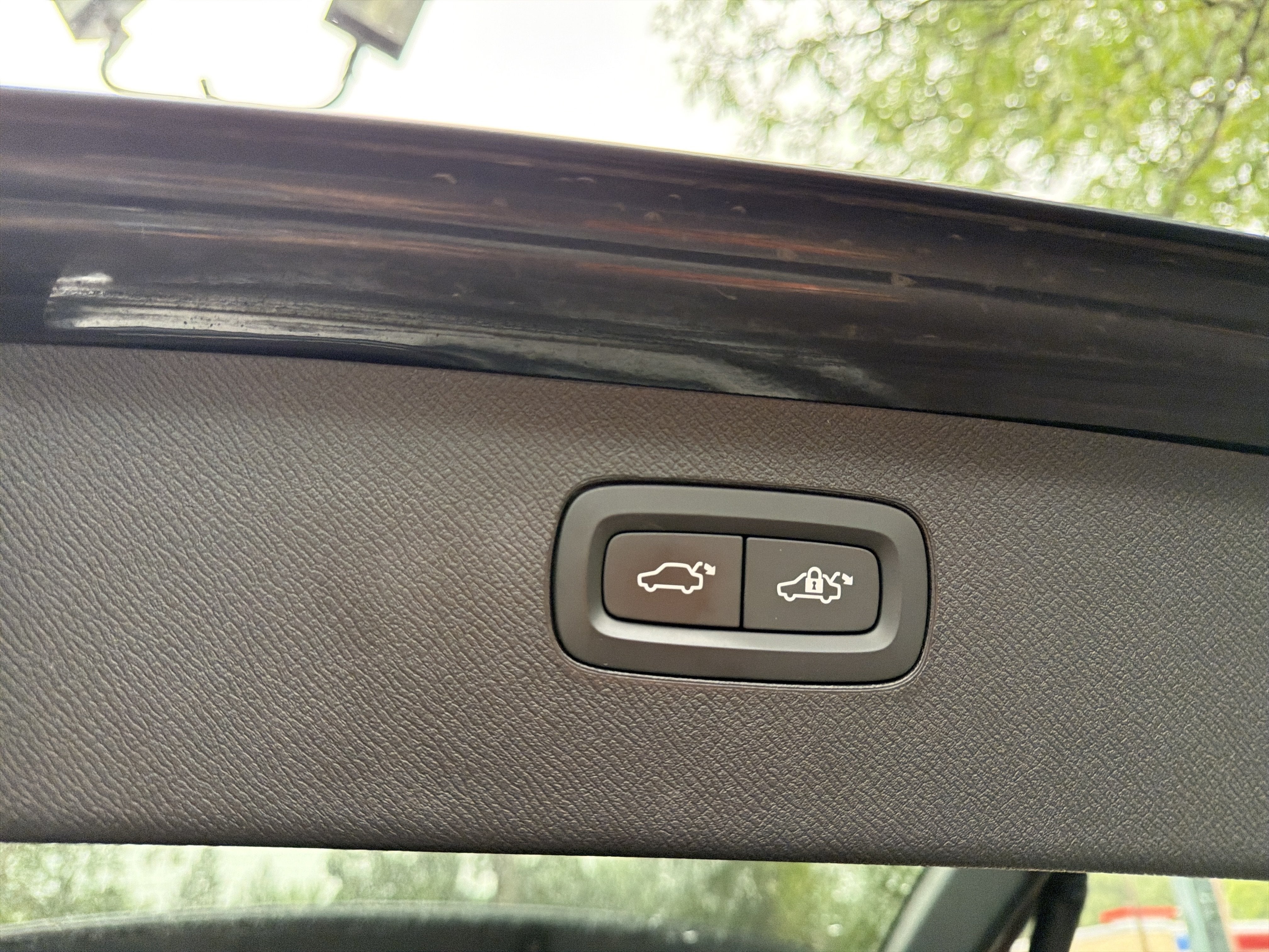 2021 Volvo XC90 Base
