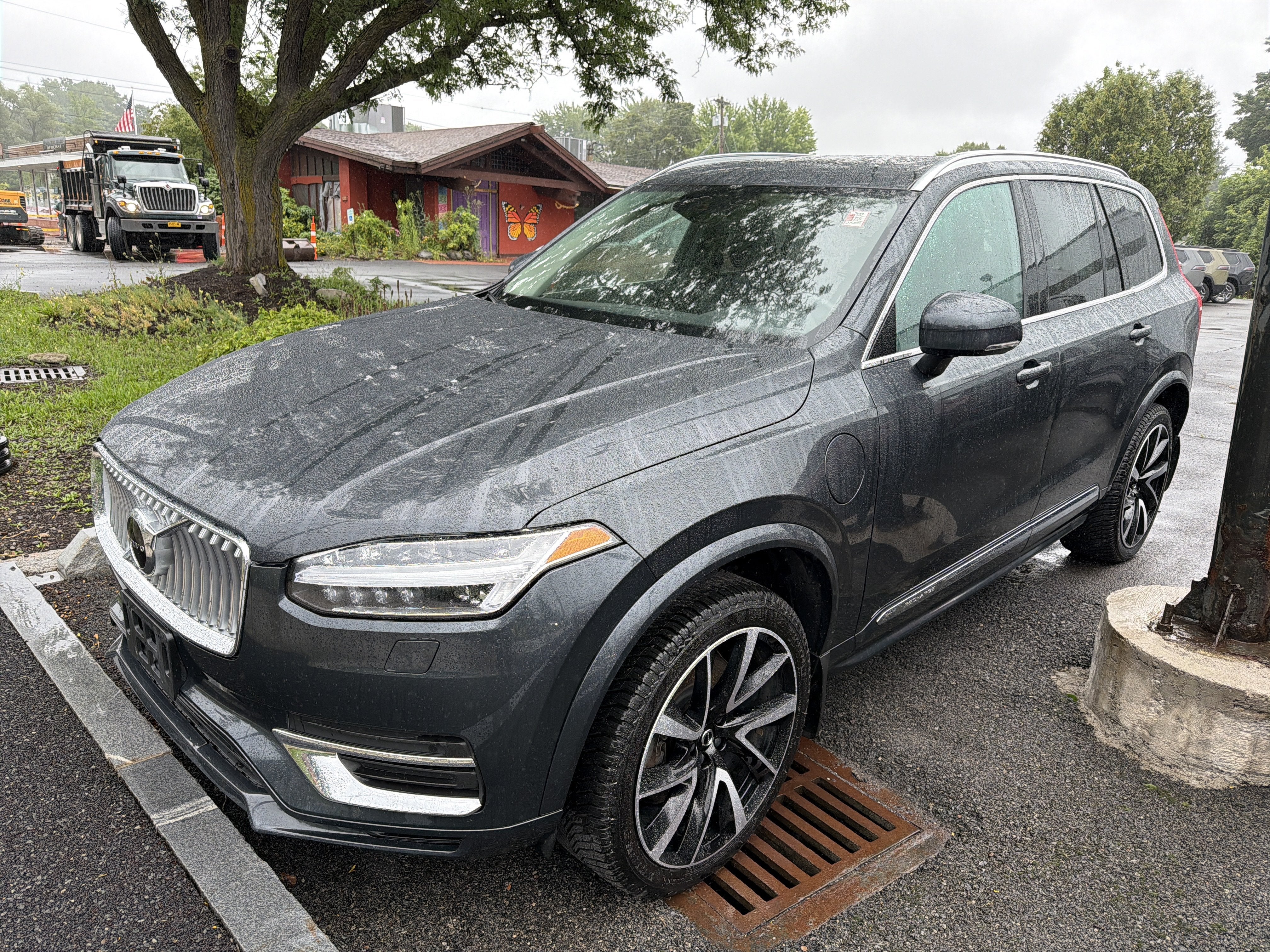 2021 Volvo XC90 Base