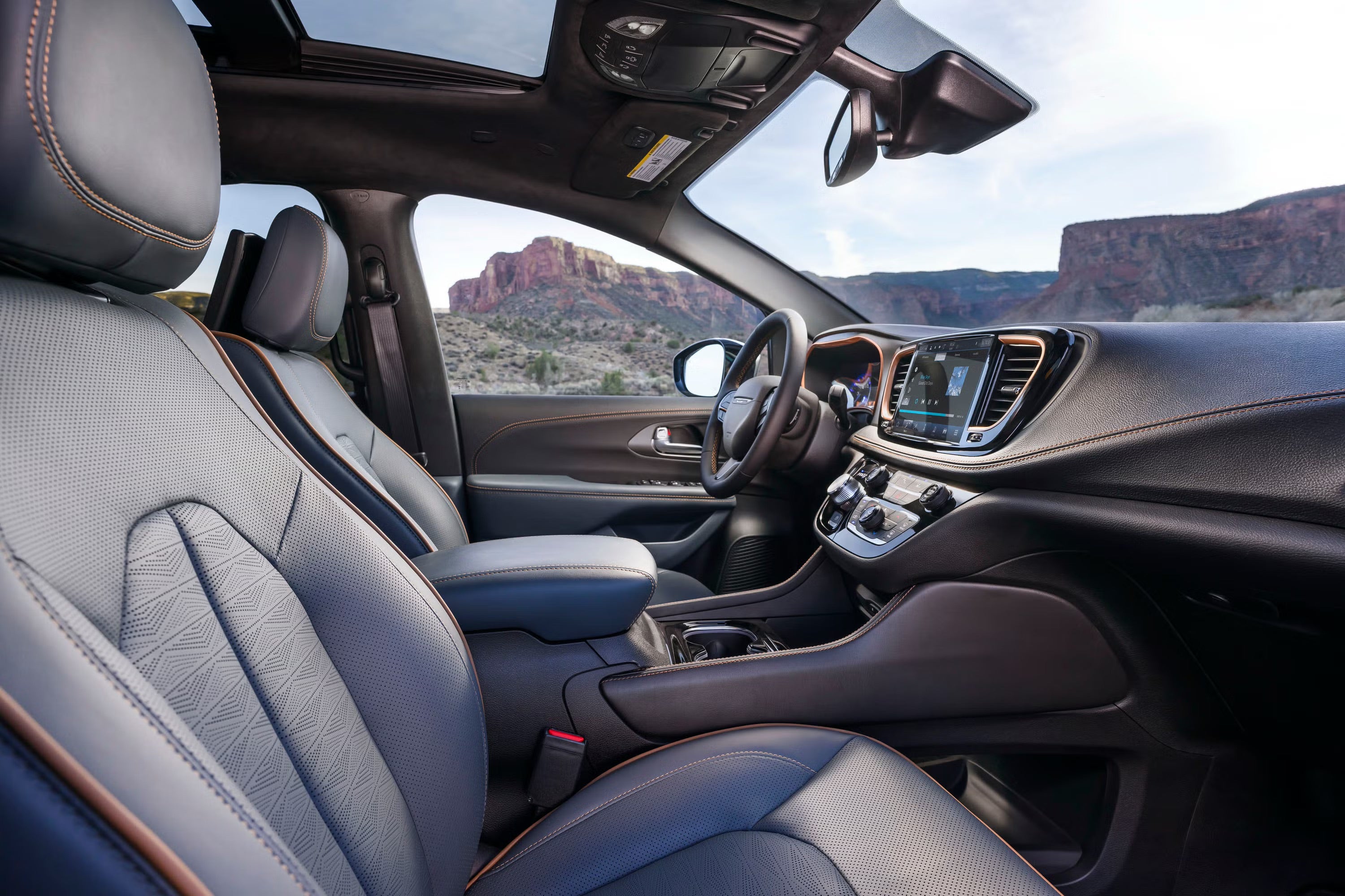 2027 Chrysler Pacifica interior seating and cabin space